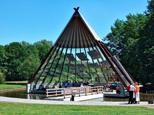 Carat paviljoen Helmond,  juni 2006.