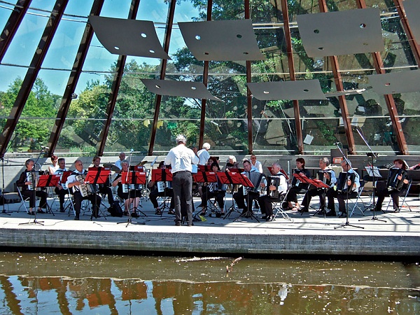 Carat paviljoen Helmond,  juni 2006.